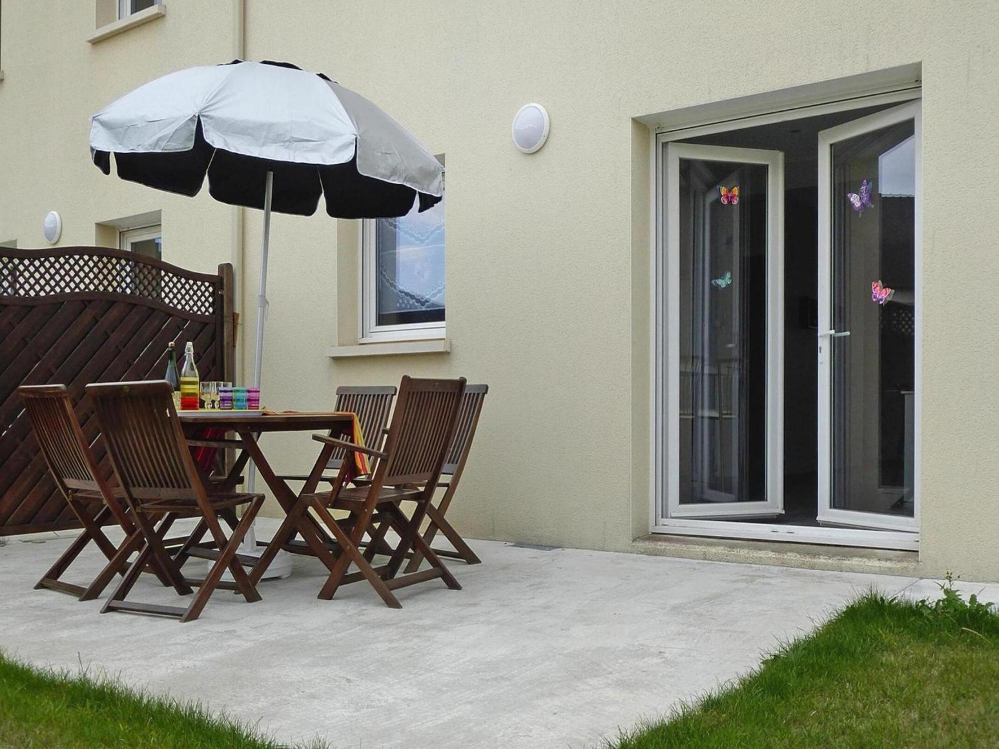 Вілла Modern Semi Detached House With Terrace Saint Quay Portrieux Екстер'єр фото